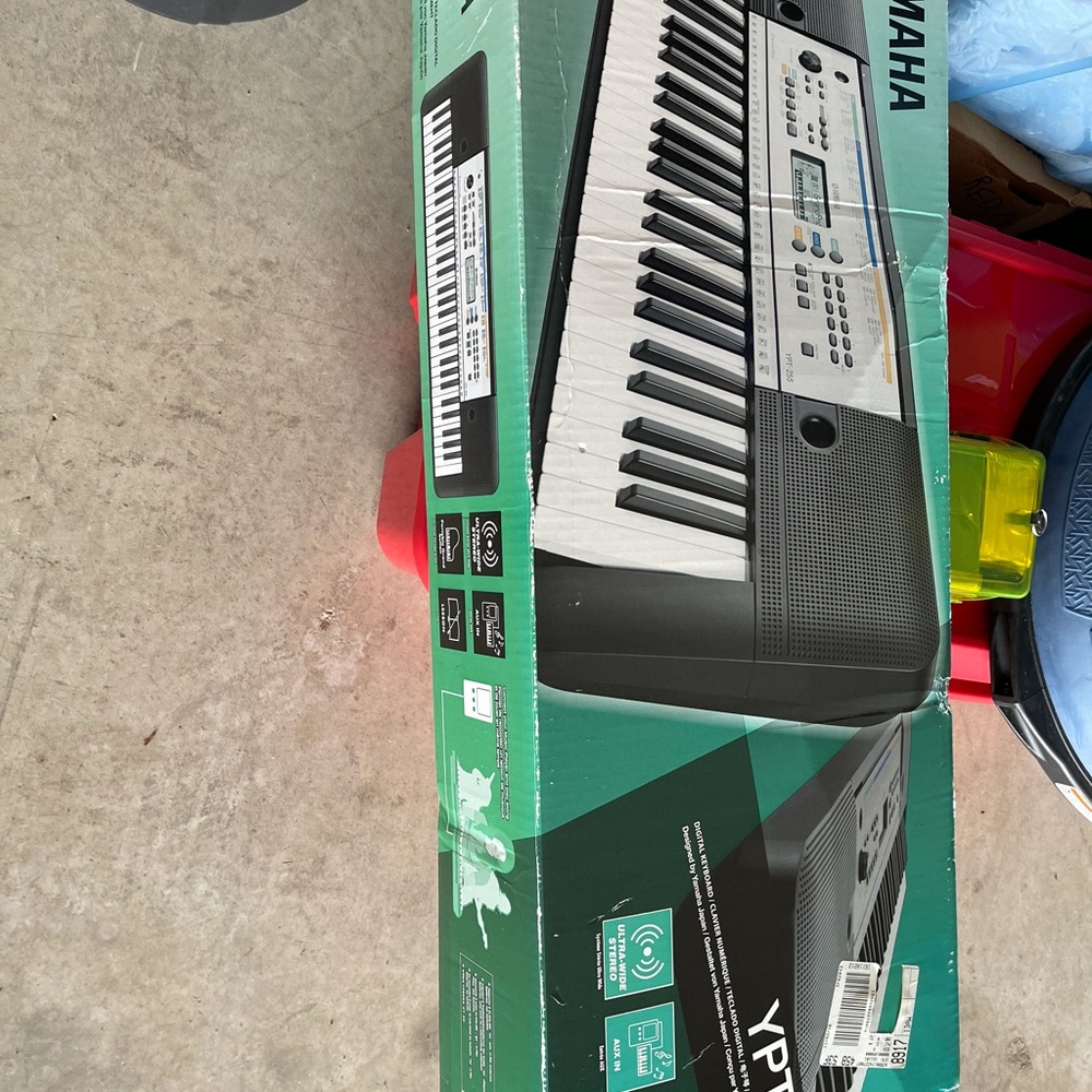 Keyboard - Picture 2 of 2